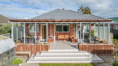 15 Barclay Place, Burwood, Christchurch