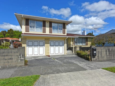 3 Dowling Grove, Silverstream, Upper Hutt
