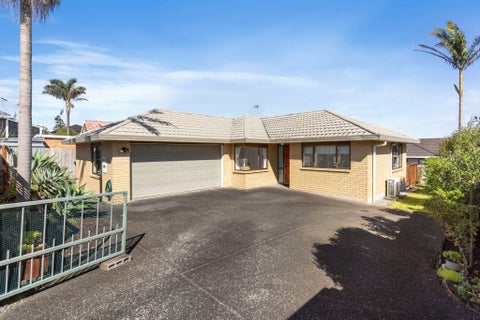8A McLeod Road, Henderson, Auckland