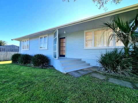 110 Lancaster Road, Beach Haven, Auckland