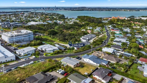 3 Huka Road, Birkenhead, Auckland