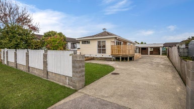 210 Waitemata Drive, Ranui, Auckland