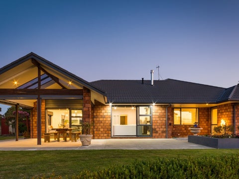 30 Grand Oaks Drive, Awapuni, Palmerston North