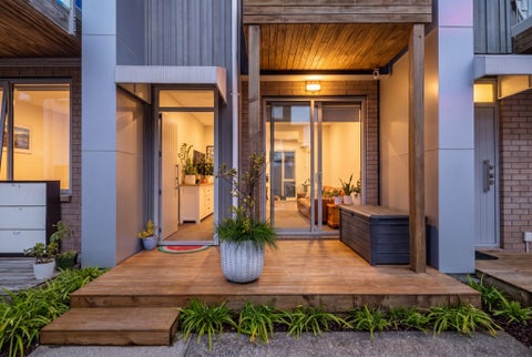 6 Ceramic Lane, New Lynn, Auckland