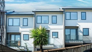 3/21 Valonia Street, New Windsor, Auckland
