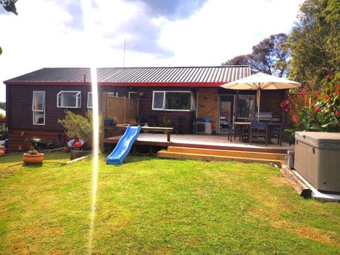 19 Jay Court, Botany Downs, Auckland