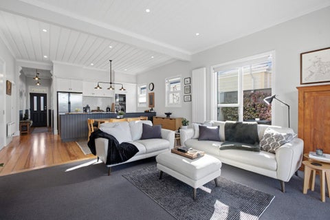 25 Standish Street, Westown, New Plymouth