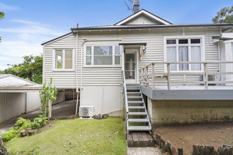 2/6 Aratonga Avenue, Greenlane, Auckland
