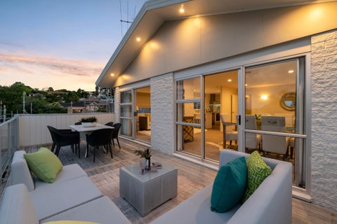 9 Serrata Place, Browns Bay, Auckland