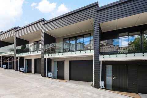 143 Clarence Street, Hamilton Lake, Hamilton