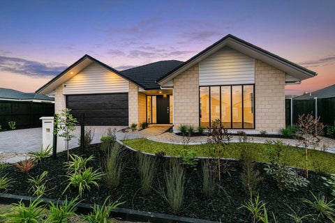 10 Houpuni Road, Wainui, Wainui