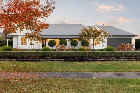 78 Amelia Place, Leamington, Cambridge