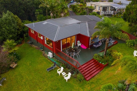 16 Lucas Place, Weymouth, Auckland