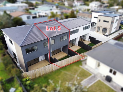 21E Neal Avenue, Glenfield, Auckland