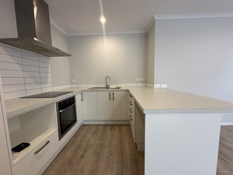 5/73 Hobsonville Point Road, Hobsonville, Auckland