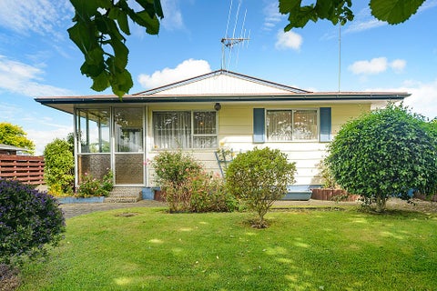 3 Meadowbrook Drive, Cloverlea, Palmerston North