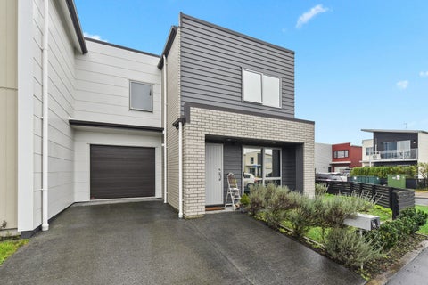 14 Anna Jean Crescent, Flagstaff, Hamilton