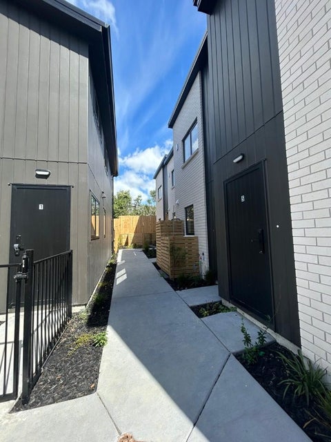 1/38 Chalfont Street, Mangere East, Auckland