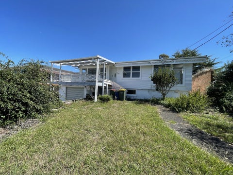 1/154 Sunset Road, Unsworth Heights, Auckland