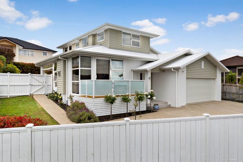 8 Spyglass Street, Red Beach, Red Beach