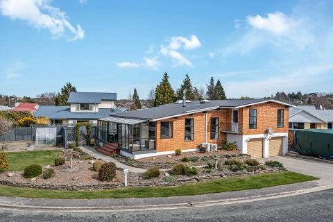 13 Crossleigh Crescent, Balclutha