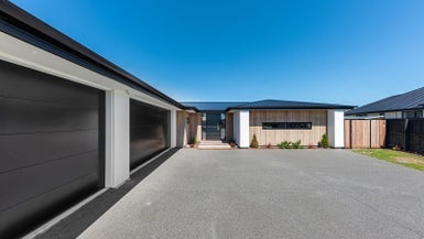 36 Russ Drive, Lincoln, Lincoln