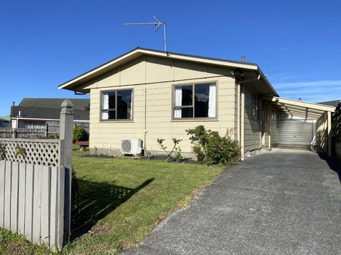 75 Horokiwi Road West, Newlands, Wellington