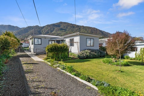 35 East Avenue, Te Aroha, Te Aroha
