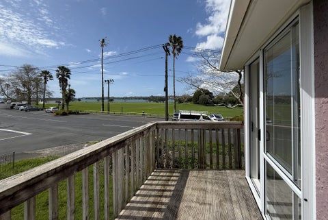 15 Dunkirk Road, Panmure, Auckland