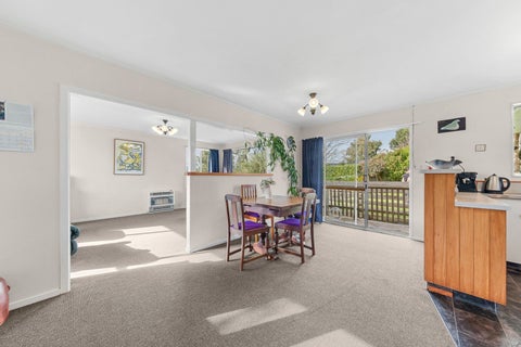 15 Curtis Street, Okato, Okato