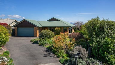14 Fawdan Way, Richmond