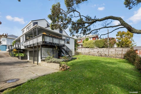 2/247 Hillsborough Road, Mount Roskill, Auckland