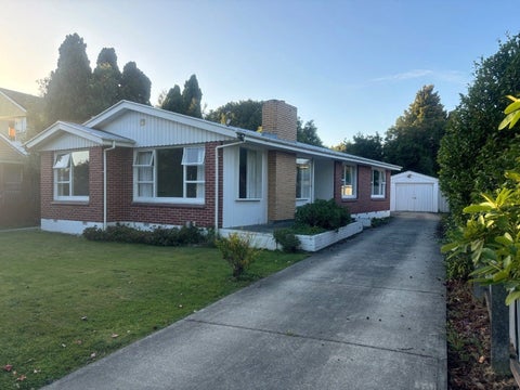 8 Lochee Road, Upper Riccarton, Christchurch