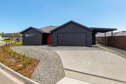 4 Louden Place, Wakefield, Wakefield