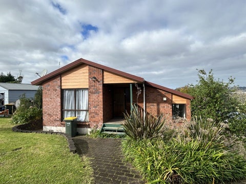 23 Miriam Corban Heights, Henderson, Auckland