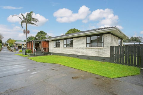 30 Riverside Drive, Waiuku, Waiuku