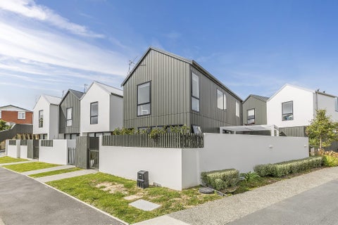 4/6 Oswald Crescent, Paparangi, Wellington