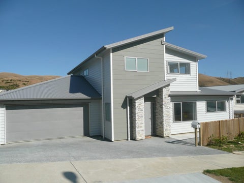 8 Prestwich Rise, Churton Park, Wellington