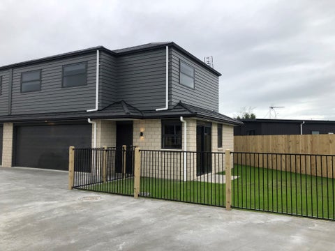 2/8 McPherson Place, Fairfield, Hamilton
