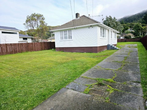 179 Wainuiomata Road, Wainuiomata, Lower Hutt