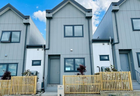45 Otuwairoa Esplanade, Ōpaheke, Papakura