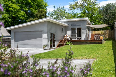 11A O'Donn Avenue, Beach Haven, Auckland