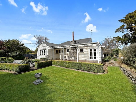 32 Mcmaster Street, Greytown