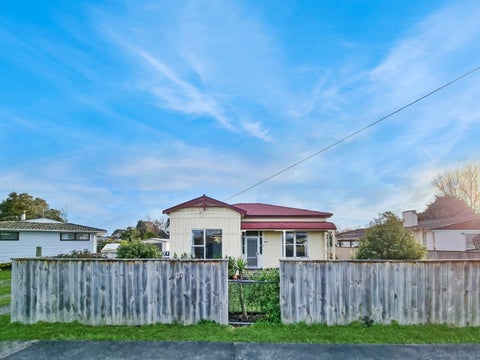 82 Alexandra Street, Marton