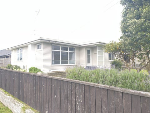 613 Queen Street East, Levin, Levin