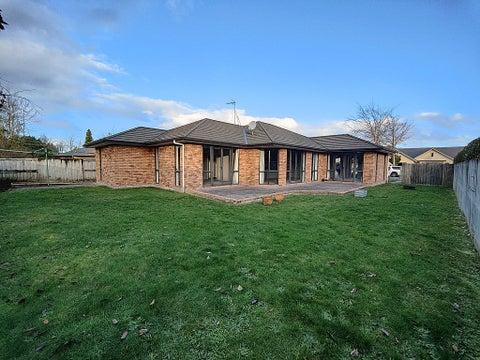 44 Wiltshire Drive, Huntington, Hamilton