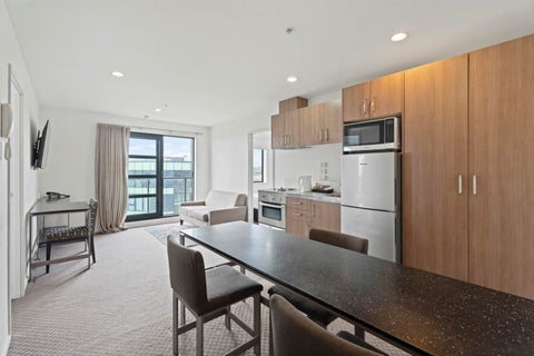 16J/6 St Martins Lane, Grafton, Auckland