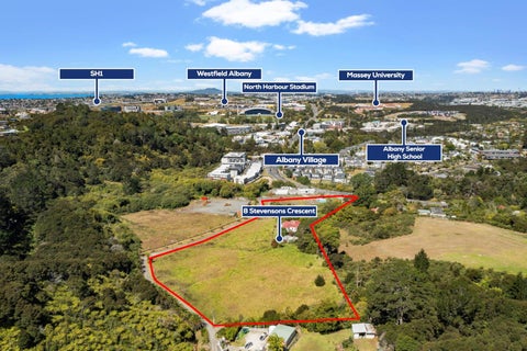 8 Stevensons Crescent, Albany, Auckland