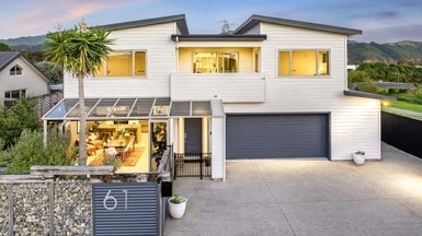 61 Quadrant Heights, Paraparaumu