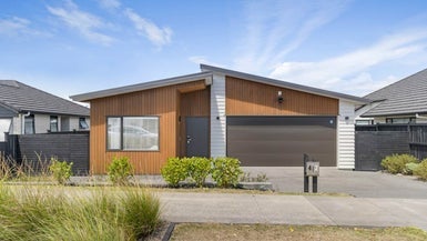 42 Siren Street, Wainui, Wainui